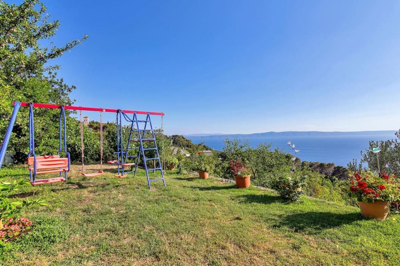 Holiday Home Colla Tučepi Exteriör bild